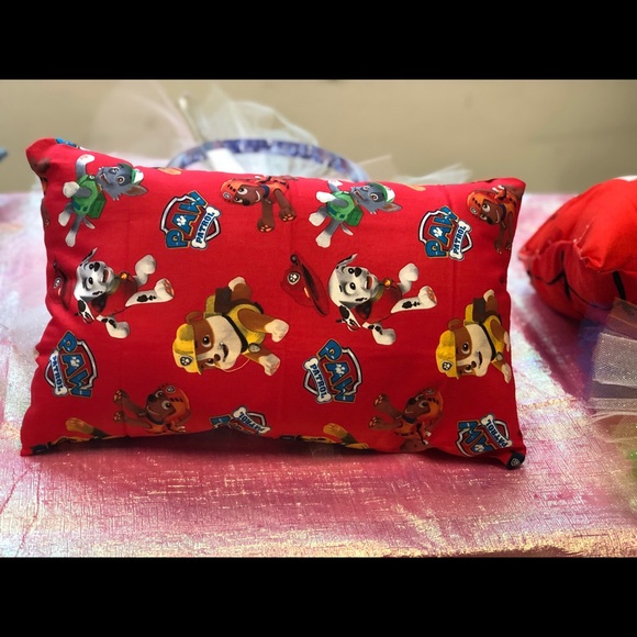 Character Hand-sewn pillows - Picture 2 of 6